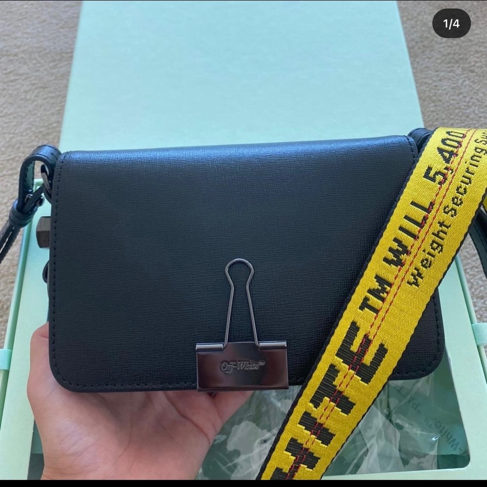 OFF-WHITE CROSSBODY WORN ONCE